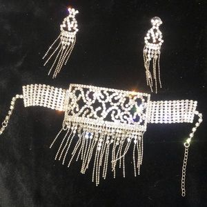 Rhinestone choker and a matching earrings set
